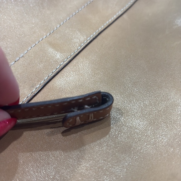 Coach tan leather purse - Picture 15 of 15